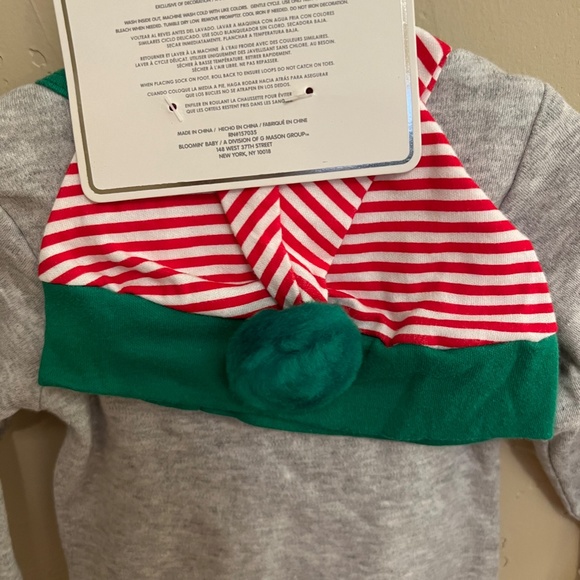 NWT - Elf'n Cute Bodysuit, Hat, & Socks - 3 Piece Christmas Set - 3/6 months - Picture 4 of 4